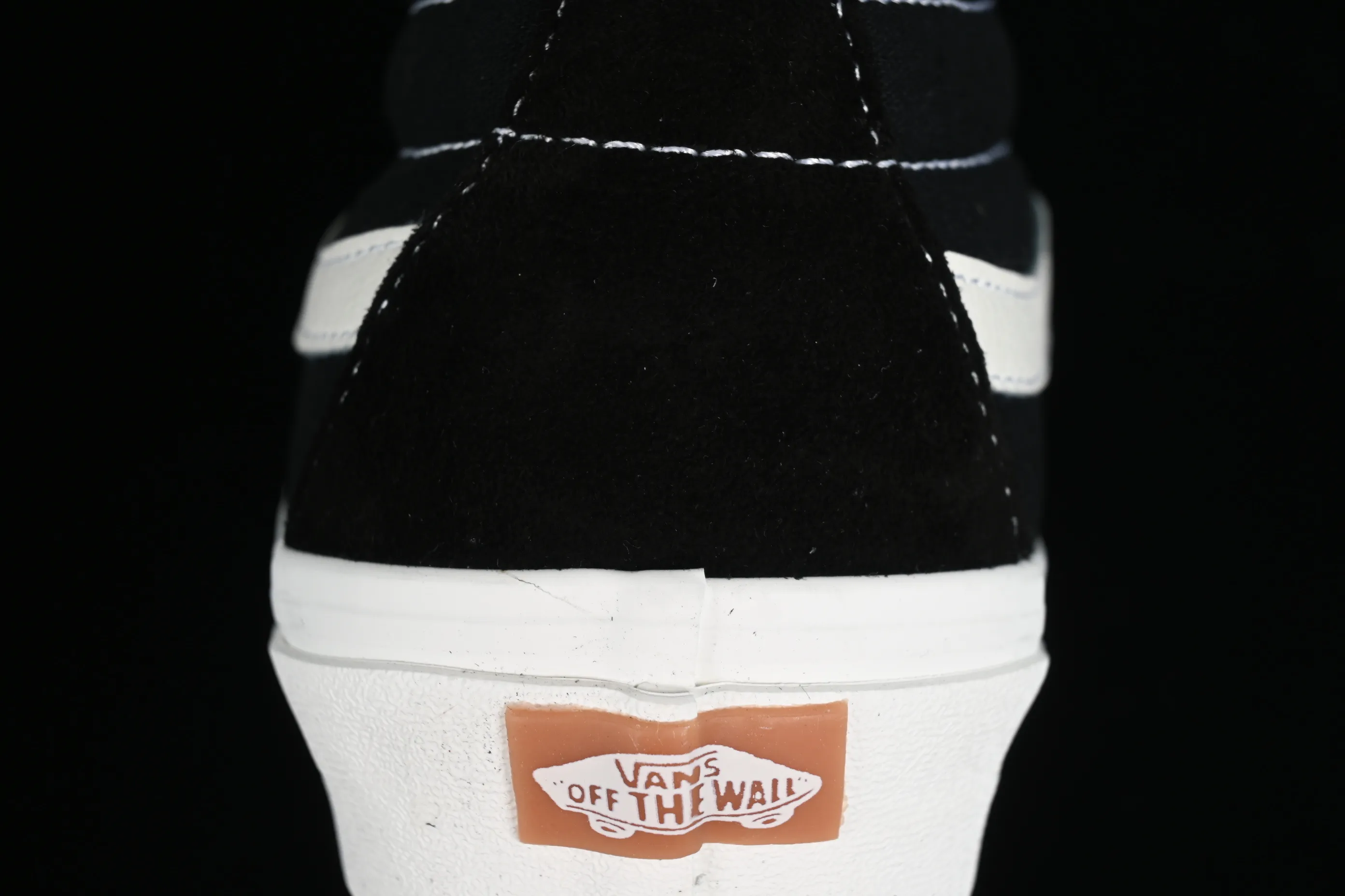 All categories Vans Vans series Vans Mid Vans China Vans SK8-Hi VR3 Vans official environmentally friendly black and white mid-top classic simple casual canvas shoes VN0A4UWIVNE